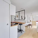 Cozy 2p - De * Париж
